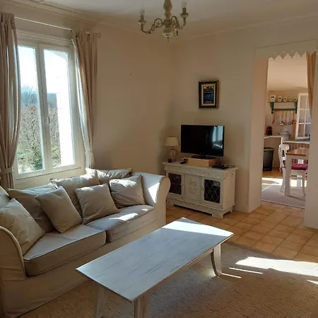 Huis Aan De Rivier Holiday home Moussac-sur-Vienne